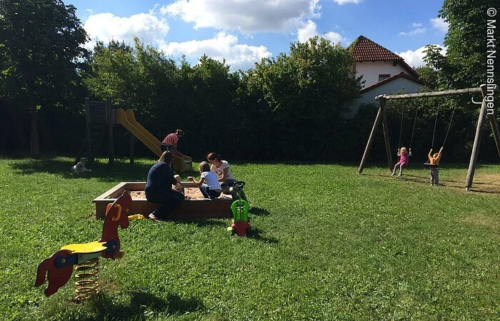 Spielplatz in Nennslingen - An der Bärenhecke