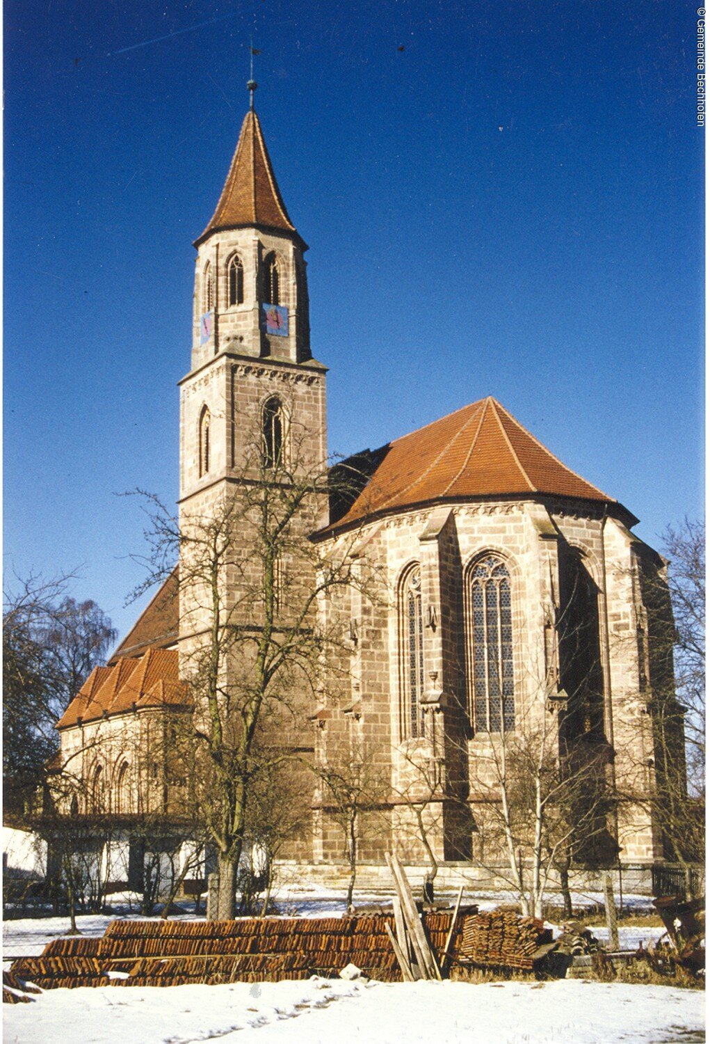 Kirche im Schnee