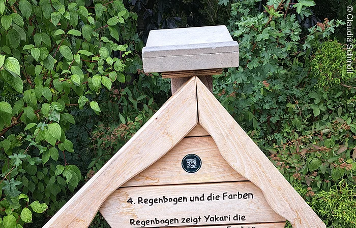 Yakari Geschichten an den Minigolfstationen