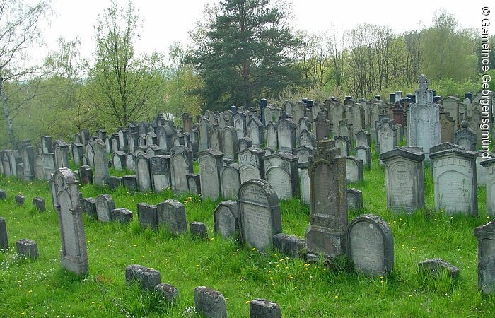 Grabsteine des Judenfriehofs in Georgensgmünd.