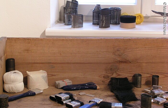 Einzelstücke von Pinseln im Pinsel- und Bürstenmuseum Bechhofen.